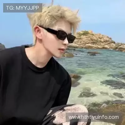 裴允盼